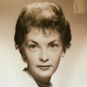 Meet your Posher, Alaina